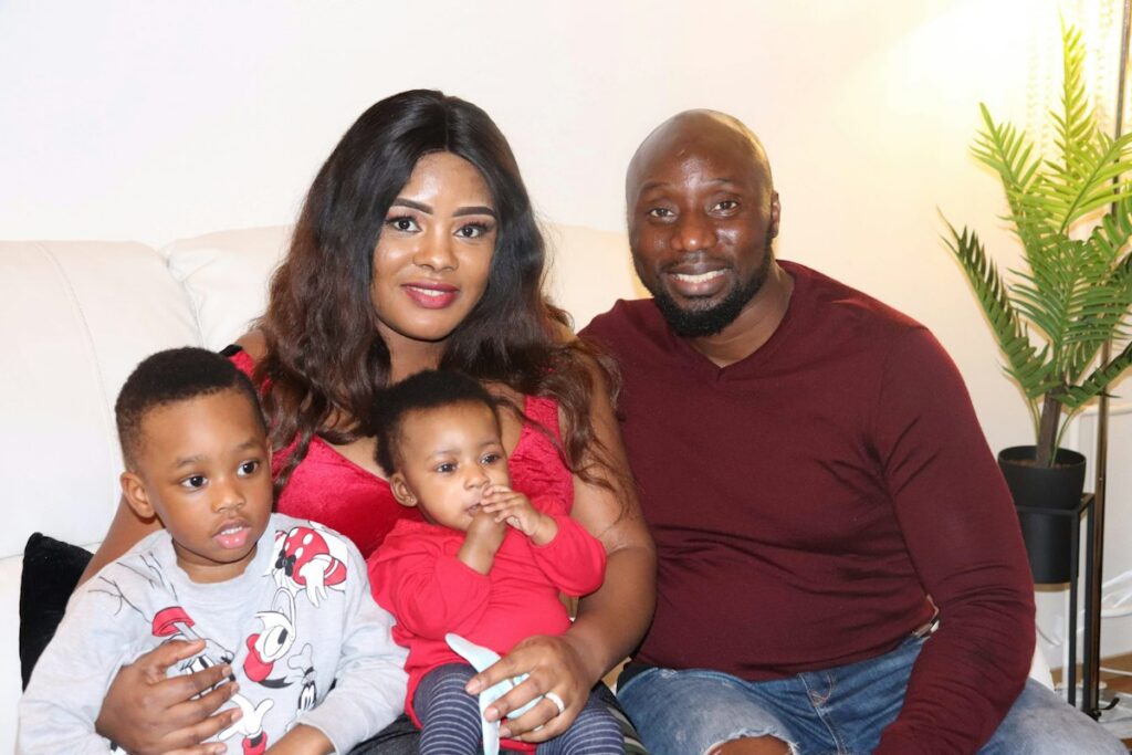 Lifestyle photo representing family